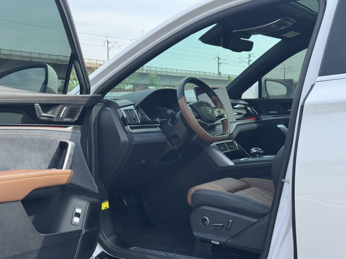 比亞迪 唐新能源  2021款 EV 四驅(qū)高性能版創(chuàng)世旗艦型圖片