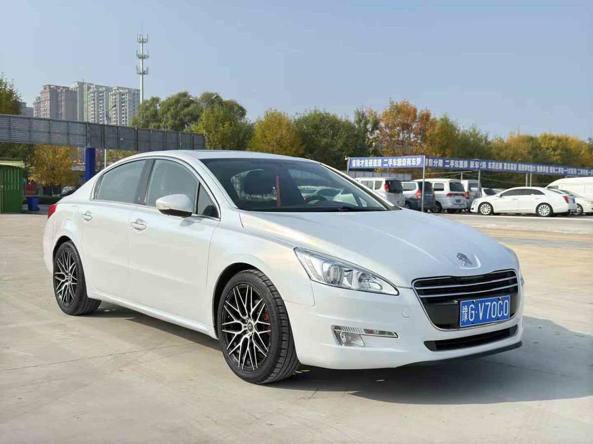 啟辰 R50  2013款 1.6L 北斗導(dǎo)航版圖片