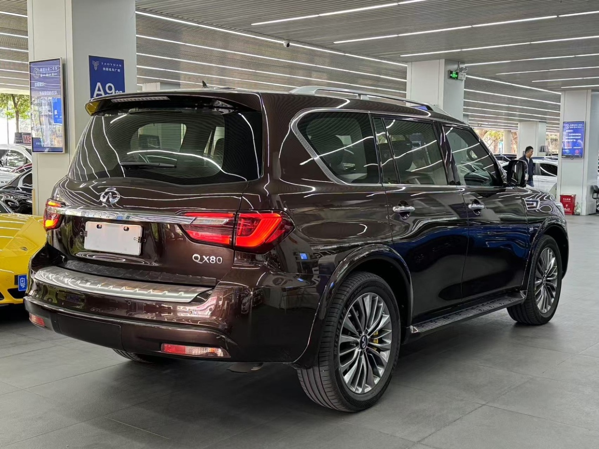 英菲尼迪 QX80  2016款 5.6L 4WD圖片