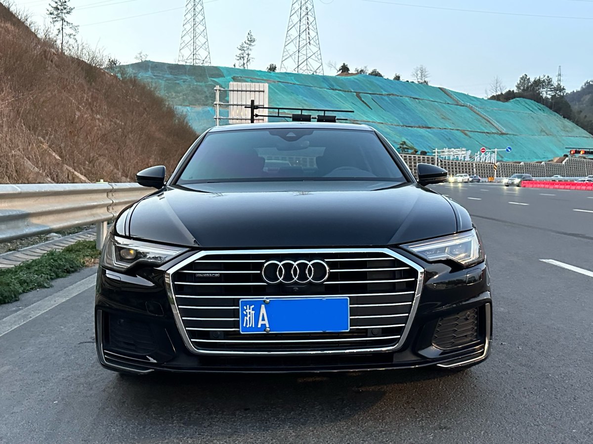 奧迪 奧迪A6L  2019款 45 TFSI quattro 臻選動感型圖片