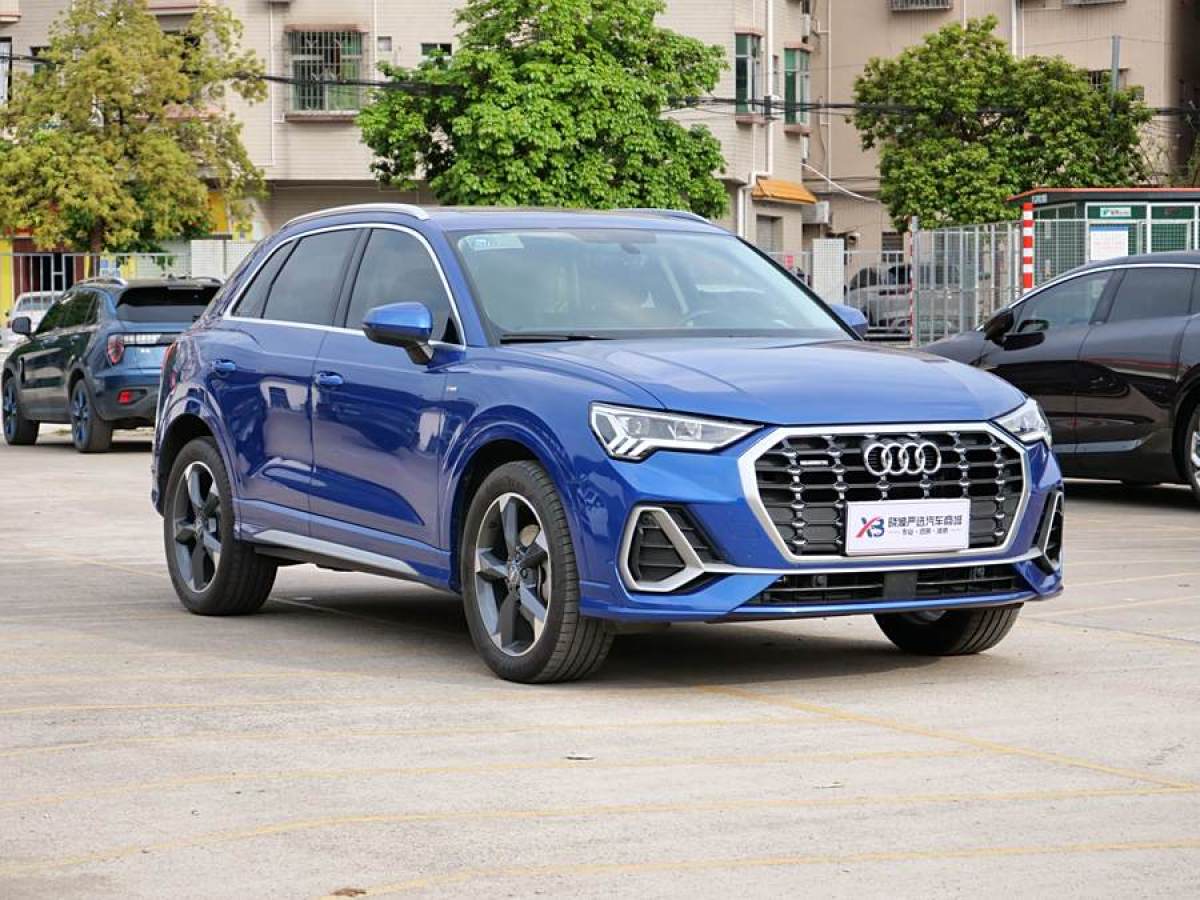 2020年4月奧迪 奧迪Q3  2019款  40 TFSI quattro 時(shí)尚動感型