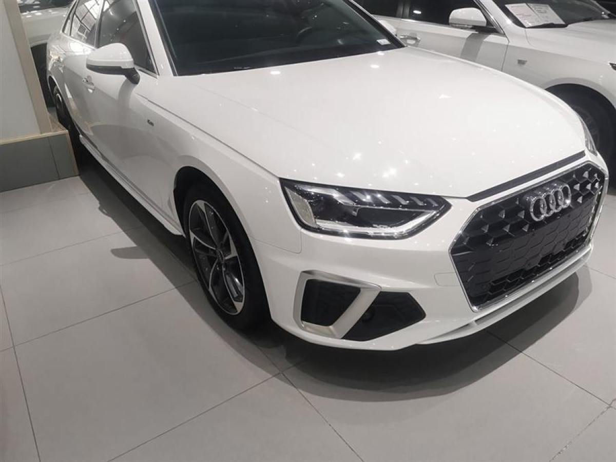 奧迪 奧迪A4L  2022款 40 TFSI 時尚動感型圖片