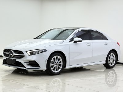 2021年5月 奔馳 奔馳A級(jí) A 200 L 運(yùn)動(dòng)轎車時(shí)尚型圖片