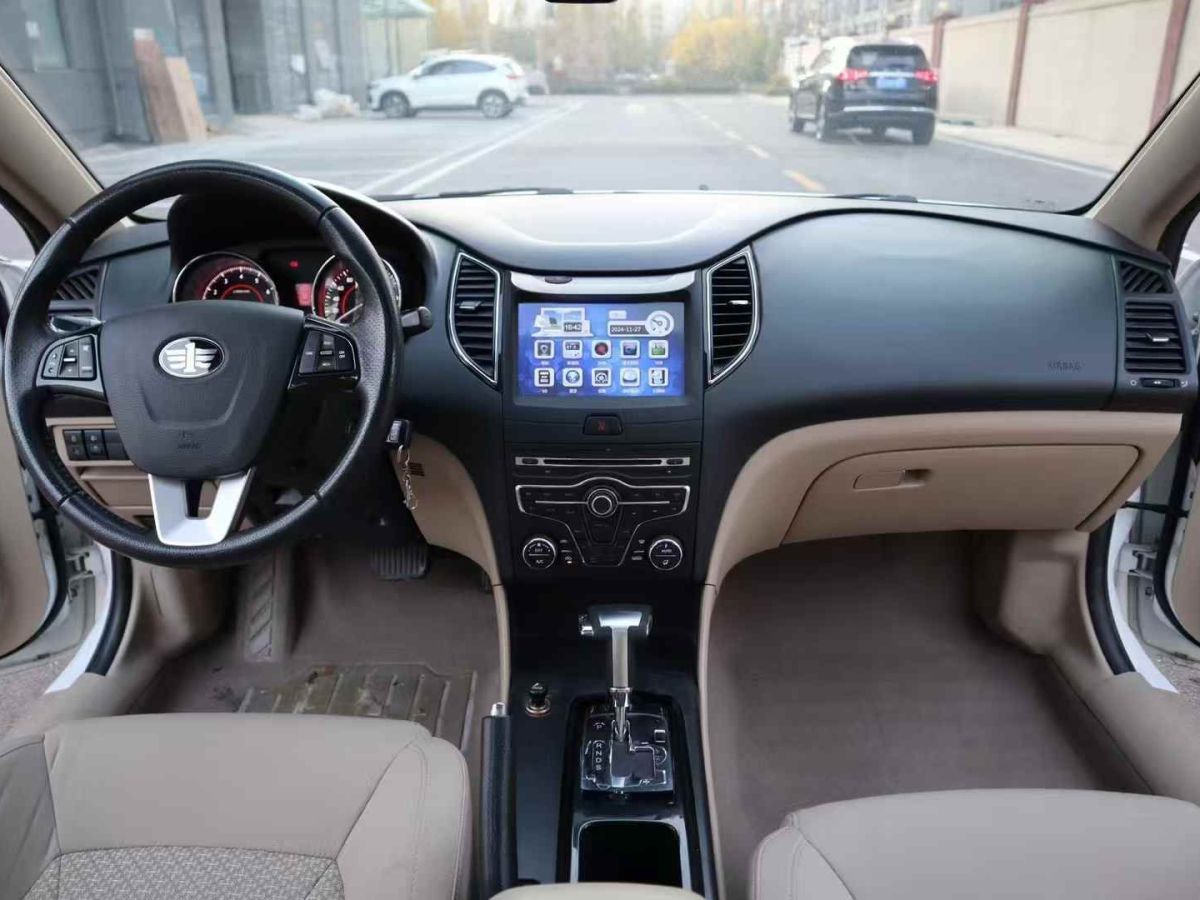 奔騰 B70  2015款 1.8T 自動(dòng)精英型圖片