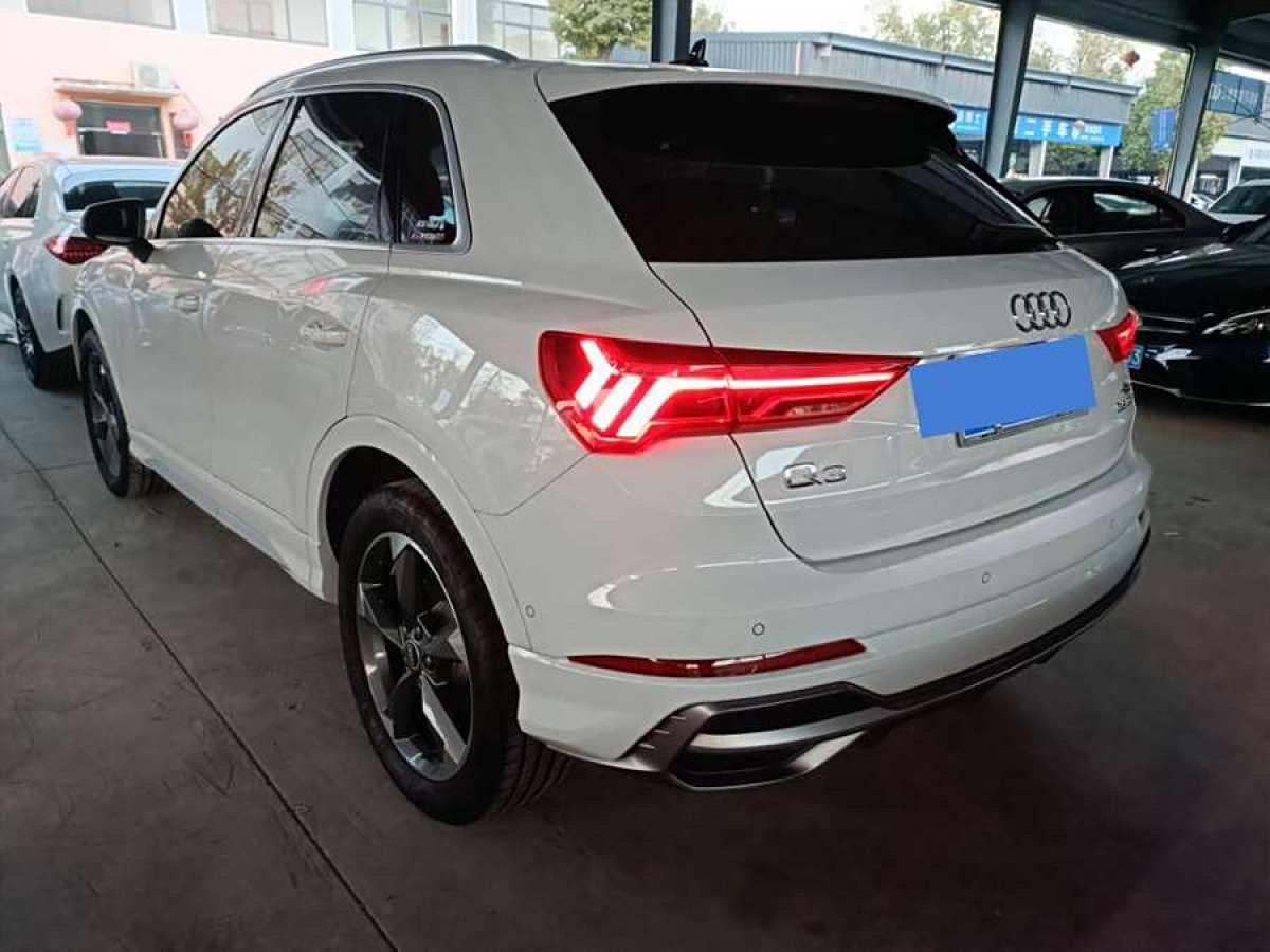 奧迪 奧迪Q3  2021款 35 TFSI 時(shí)尚動感型圖片