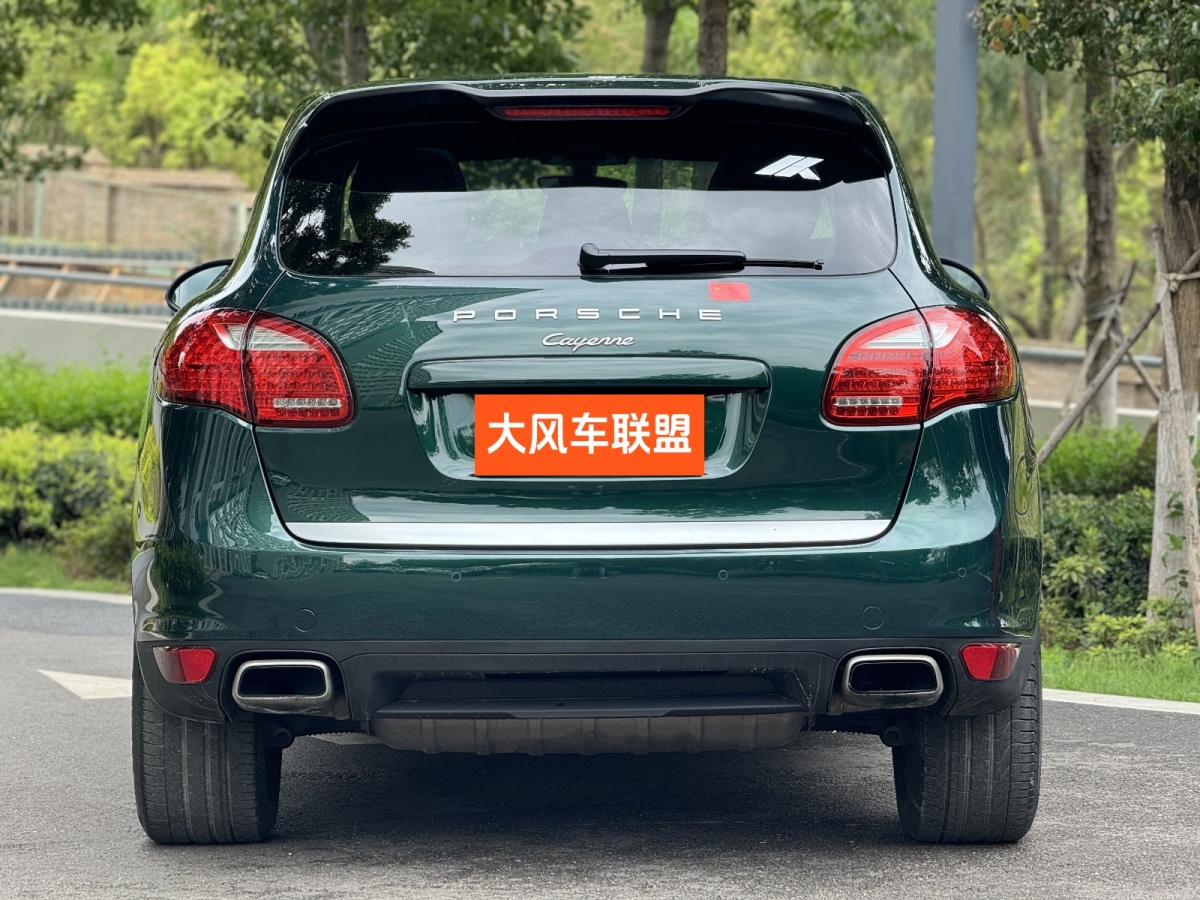 保時(shí)捷 Cayenne  2014款 Cayenne Platinum Edition 3.0T圖片