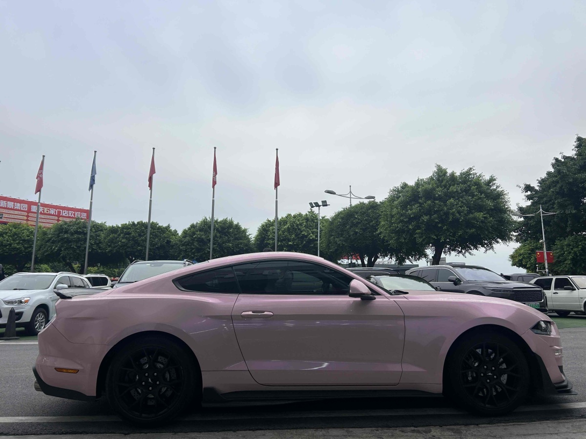 2019年10月福特 Mustang  2019款 2.3L EcoBoost