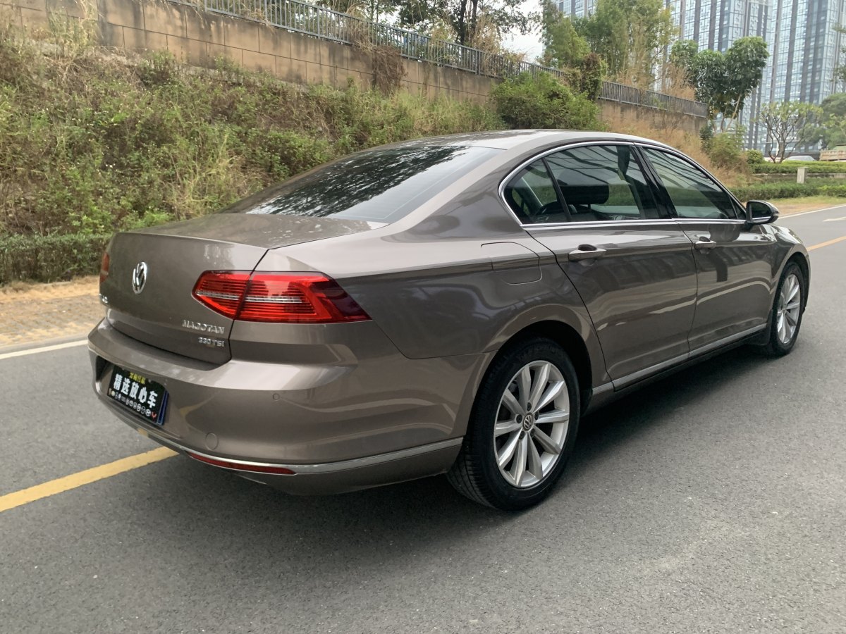 大眾 邁騰  2018款 330TSI DSG 領(lǐng)先型圖片