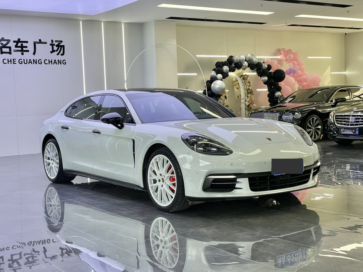 保時(shí)捷 Panamera  2017款 Panamera 4 行政加長(zhǎng)版 3.0T圖片