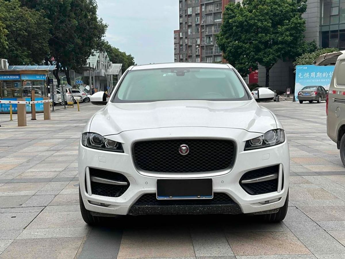 捷豹 F-PACE  2018款 改款 2.0T 四驅(qū)R-Sport運(yùn)動(dòng)版圖片