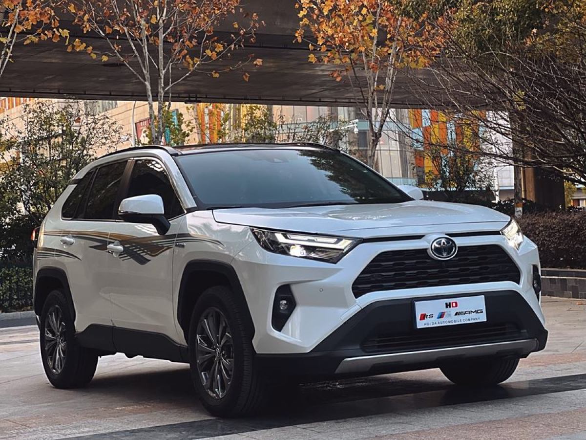 豐田 RAV4榮放  2023款 雙擎 2.5L E-CVT兩驅(qū)精英Plus版圖片