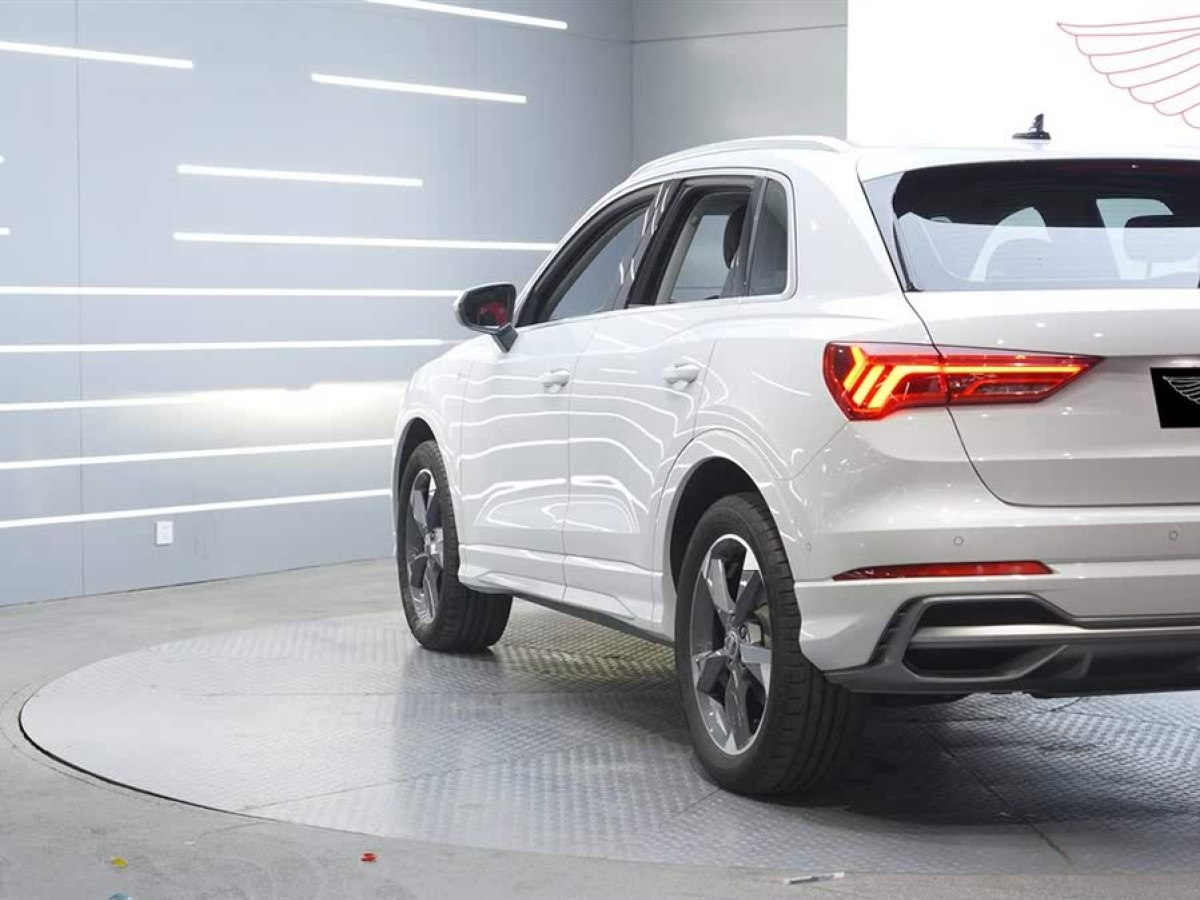 奧迪 奧迪Q3  2021款 35 TFSI 時尚動感型圖片