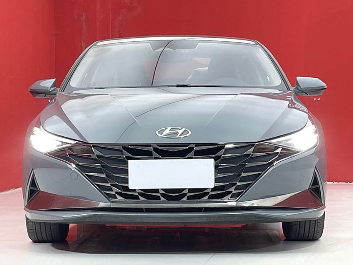 現(xiàn)代 伊蘭特  2022款 1.5L CVT LUX尊貴版圖片