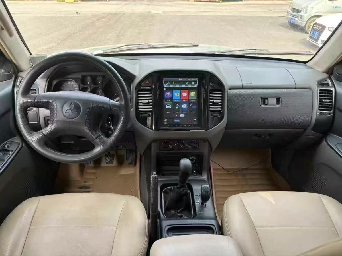 三菱 帕杰羅  2008款 V73 3.0L MT GL圖片