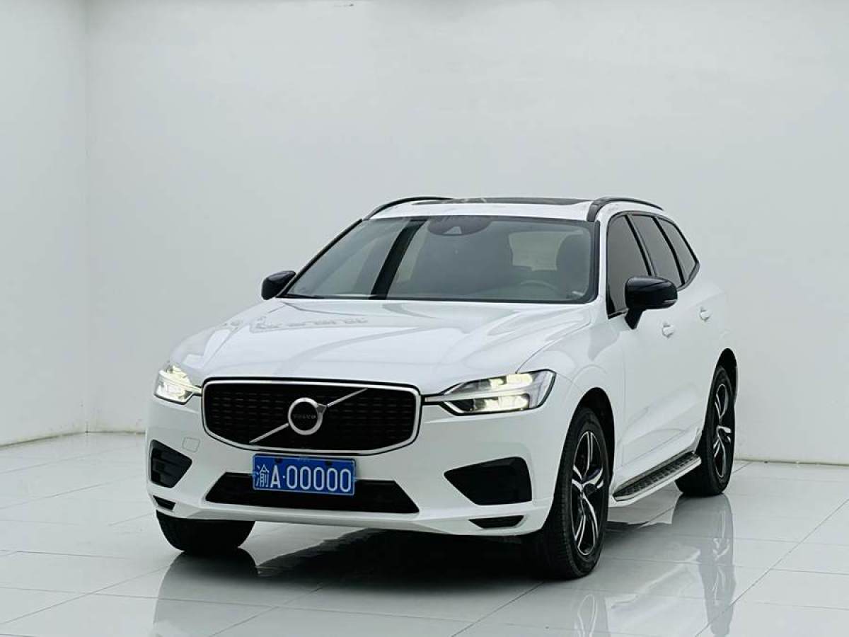 沃爾沃 XC60  2020款 T5 四驅(qū)智遠(yuǎn)運(yùn)動(dòng)版圖片