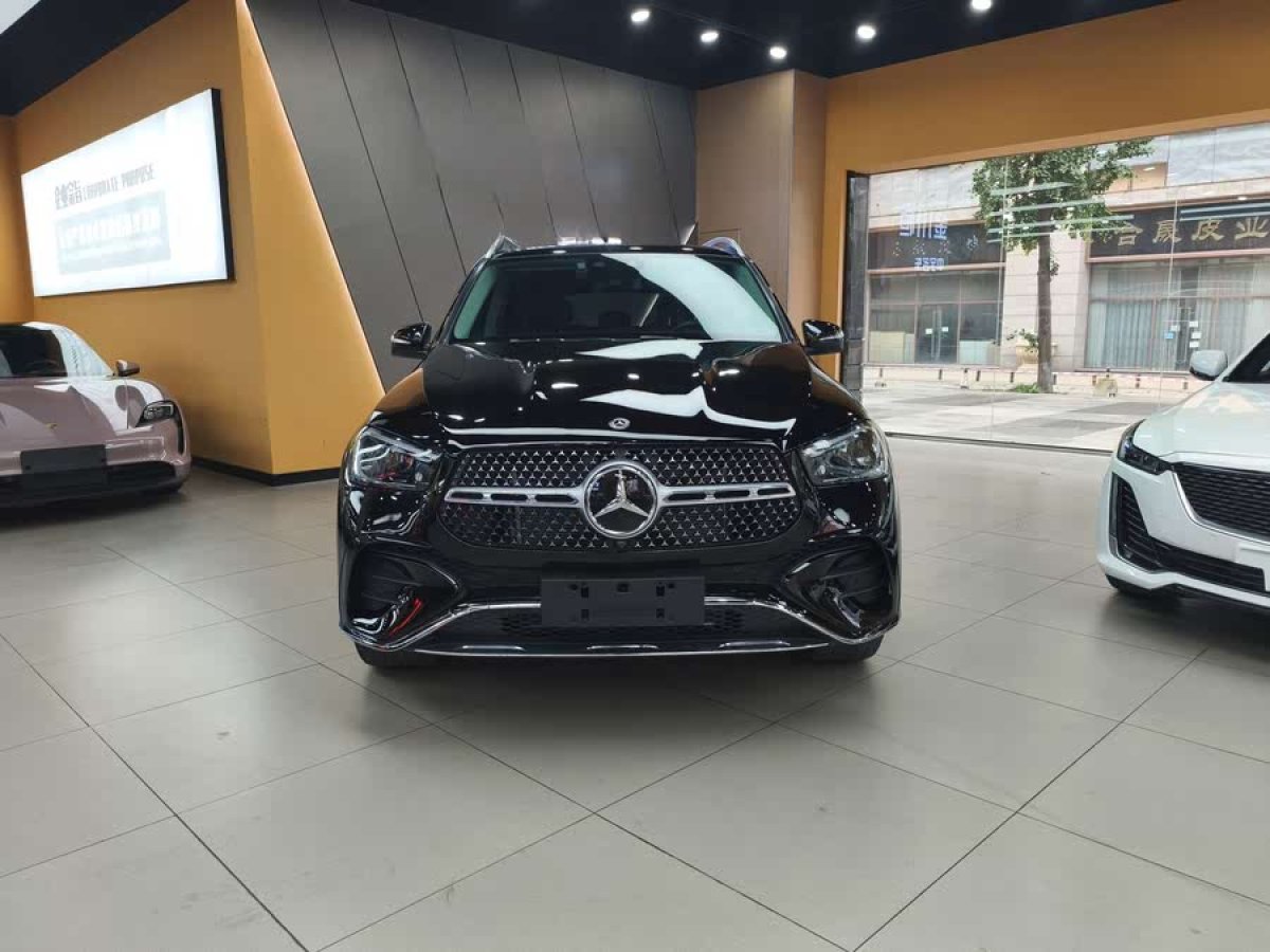 奔馳 奔馳GLE  2024款 GLE 450 4MATIC 時(shí)尚型圖片