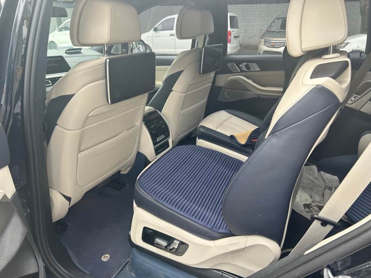 寶馬 寶馬X7  2021款 改款 xDrive40i 行政型M運動套裝圖片