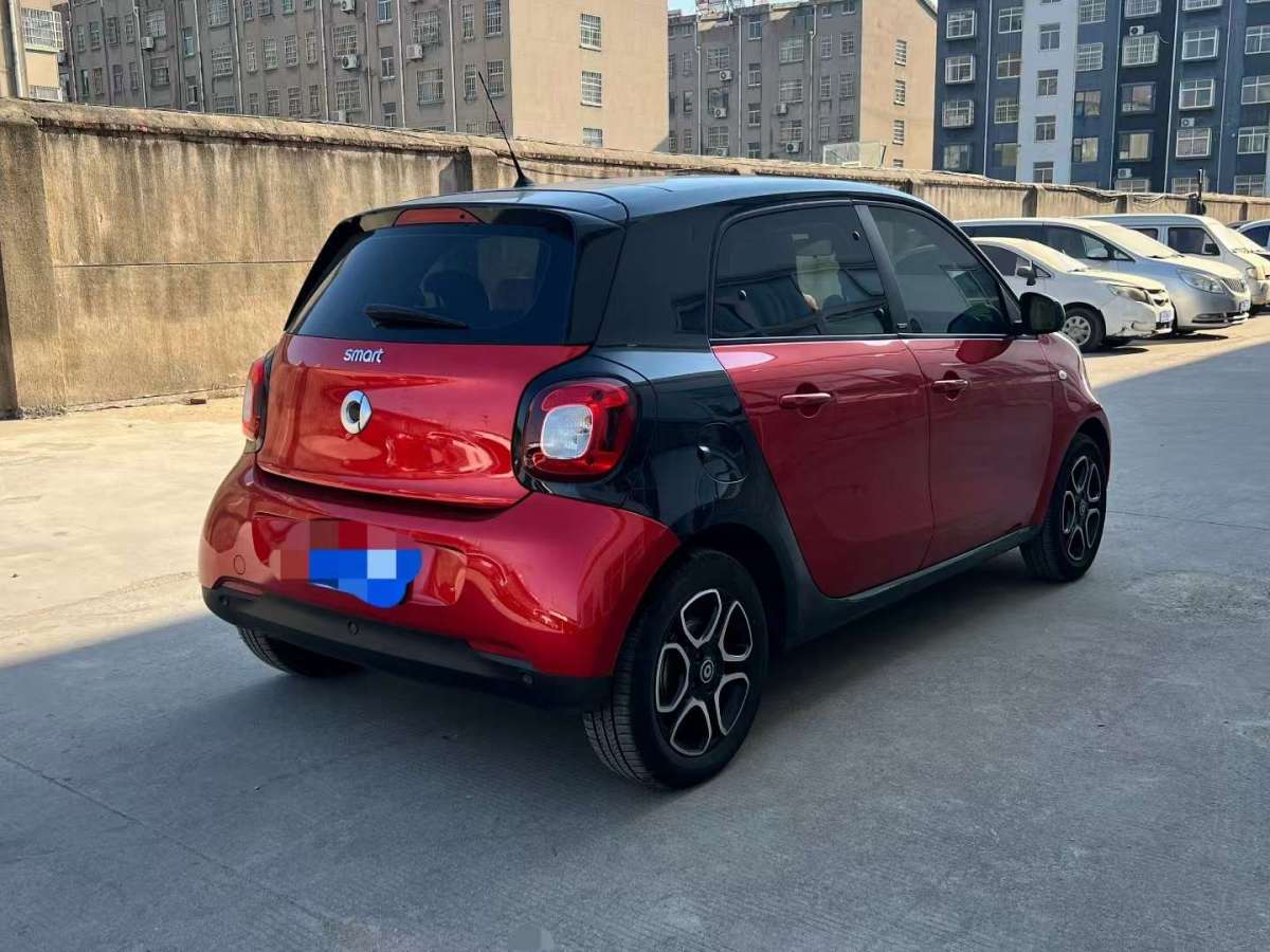 smart forfour  2018款 0.9T 66千瓦先鋒版圖片