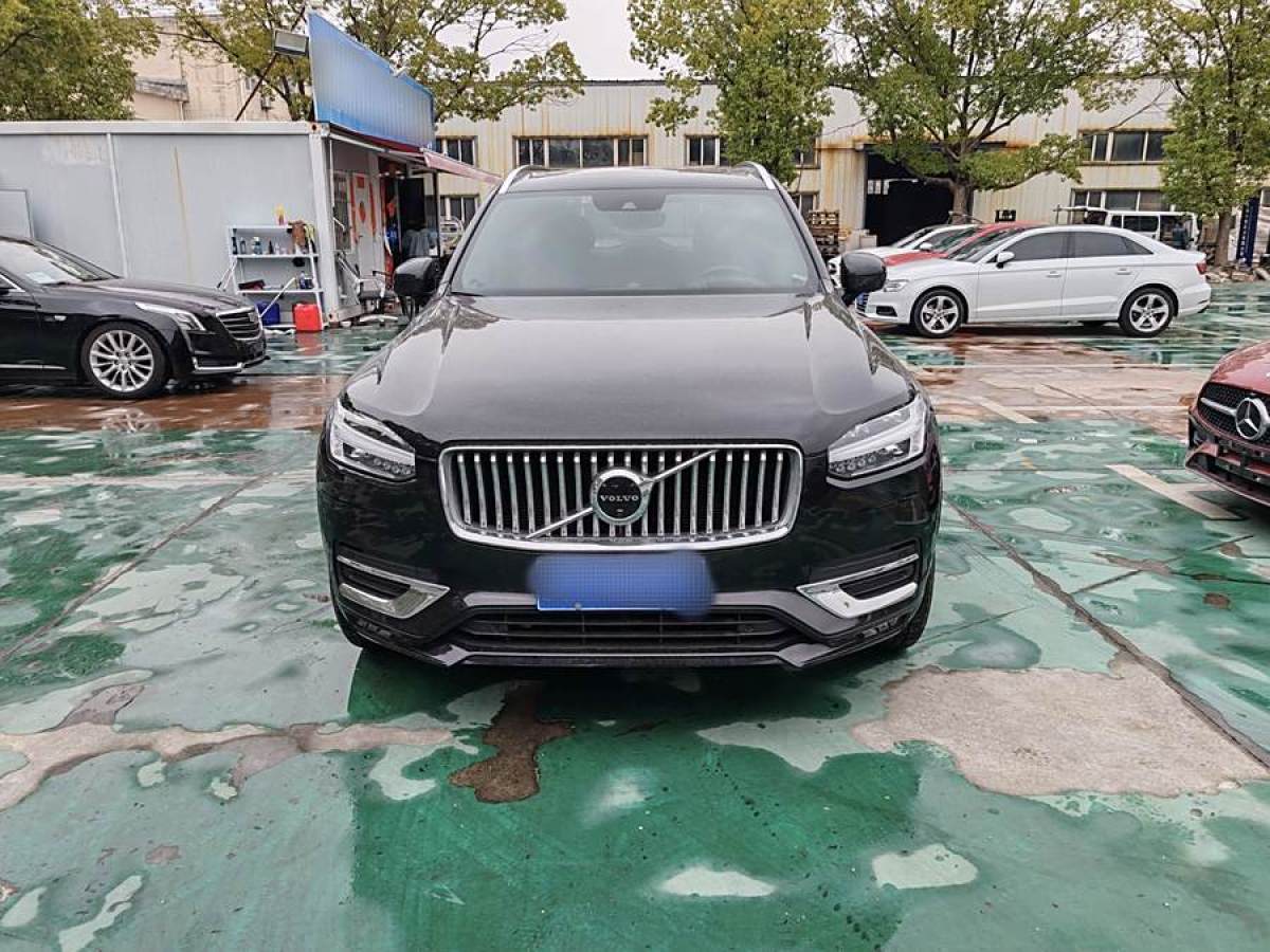 2021年12月沃爾沃 XC90  2022款 B6 智雅豪華版 7座