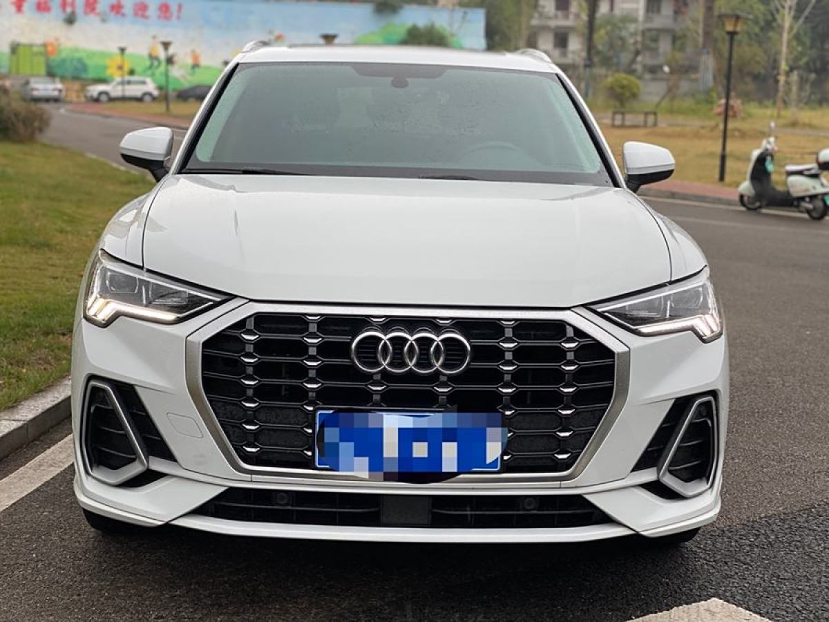 2021年8月奧迪 奧迪Q3  2020款 40 TFSI 時(shí)尚動感型