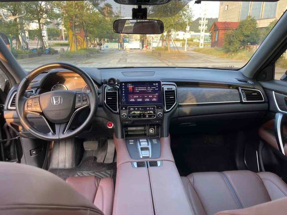 2021年5月本田 UR-V  2023款 370TURBO 兩驅(qū)尊雅版