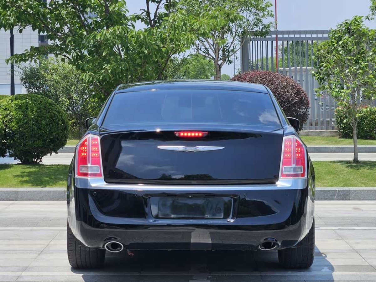 克萊斯勒 300C  2013款 3.6L 尊享版圖片