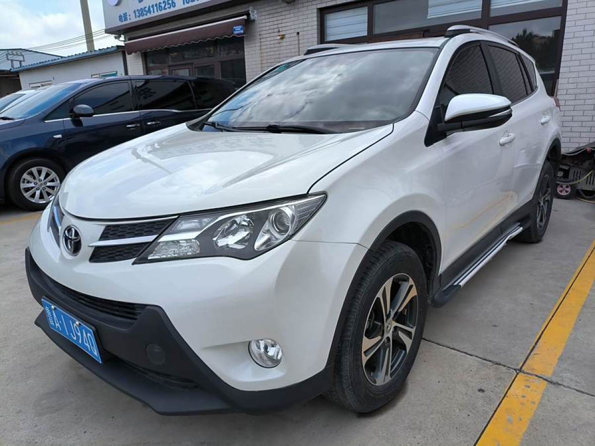 豐田 RAV4榮放  2015款 2.0L CVT兩驅(qū)風(fēng)尚版圖片