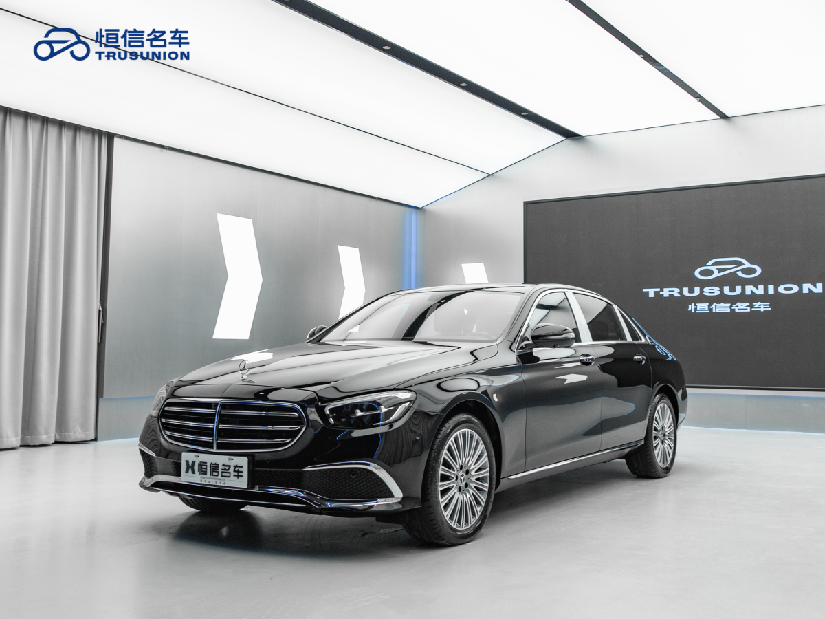 奔馳 奔馳E級  2021款 改款 E 300 L 時尚型圖片