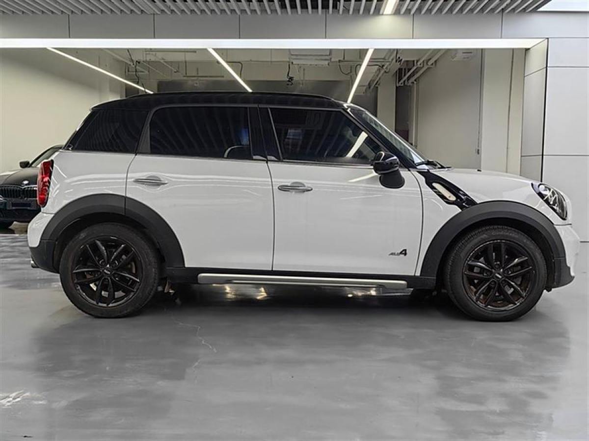 MINI COUNTRYMAN  2016款 1.6T COOPER S ALL4 裝備控圖片