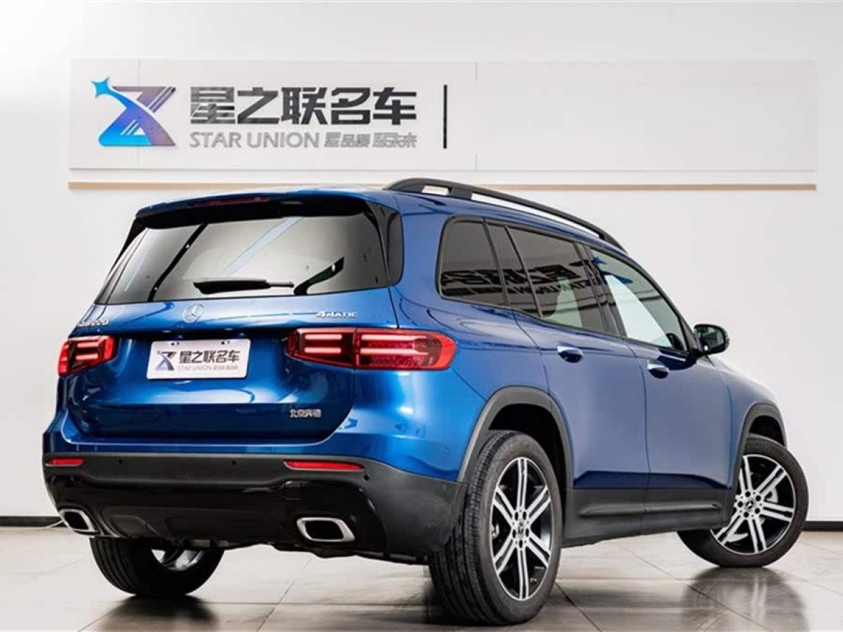 奔馳 奔馳GLB  2024款 GLB 220 4MATIC圖片