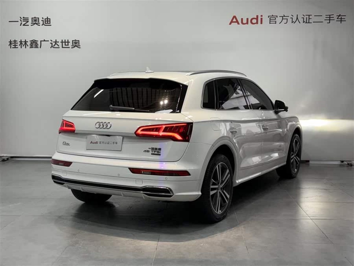 奧迪 奧迪Q5L  2018款  45 TFSI 尊享運(yùn)動(dòng)型 國(guó)VI圖片