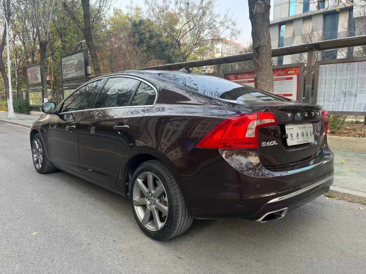 沃爾沃 S60  2016款 L 2.0T T4 智遠(yuǎn)版圖片