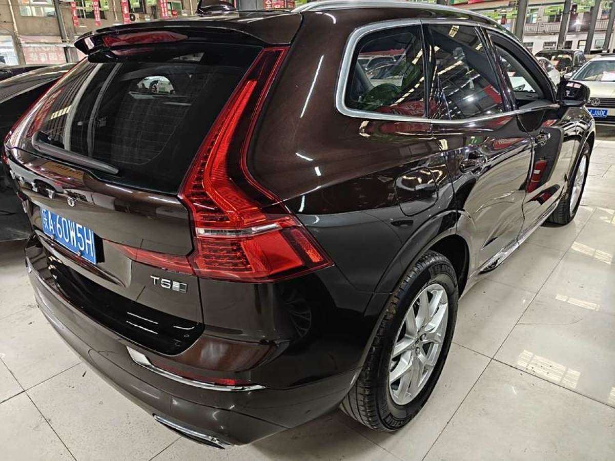 沃爾沃 XC60  2020款 T5 四驅(qū)智逸豪華版圖片