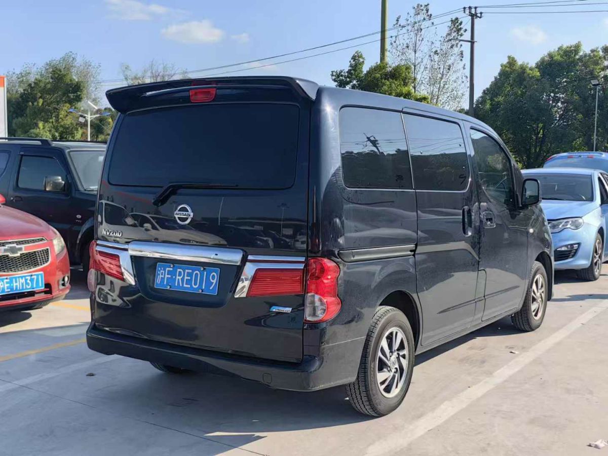 日產(chǎn) NV200 圖片