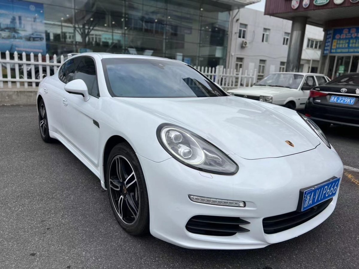 2015年9月保時捷 Panamera  2014款 Panamera 3.0T