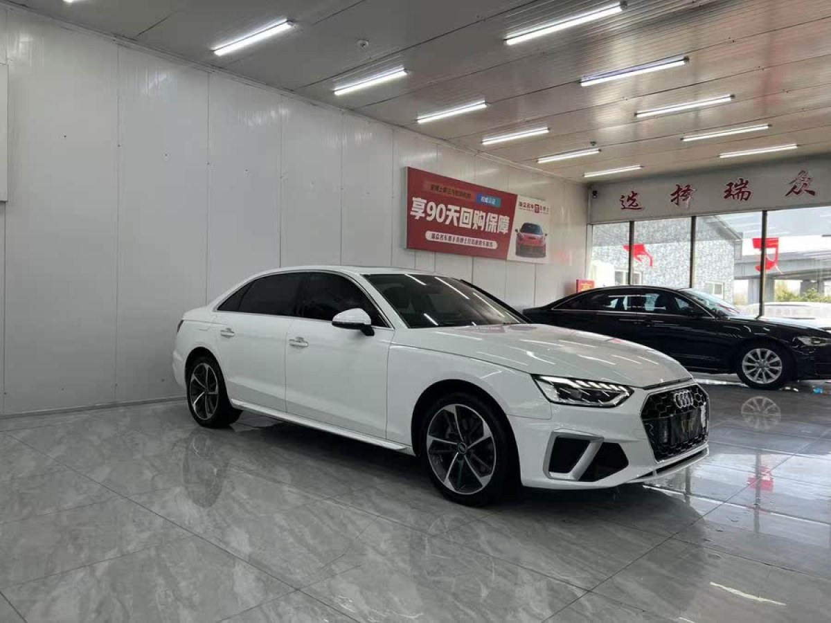 奧迪 奧迪A4L  2023款 40 TFSI 豪華動感型圖片