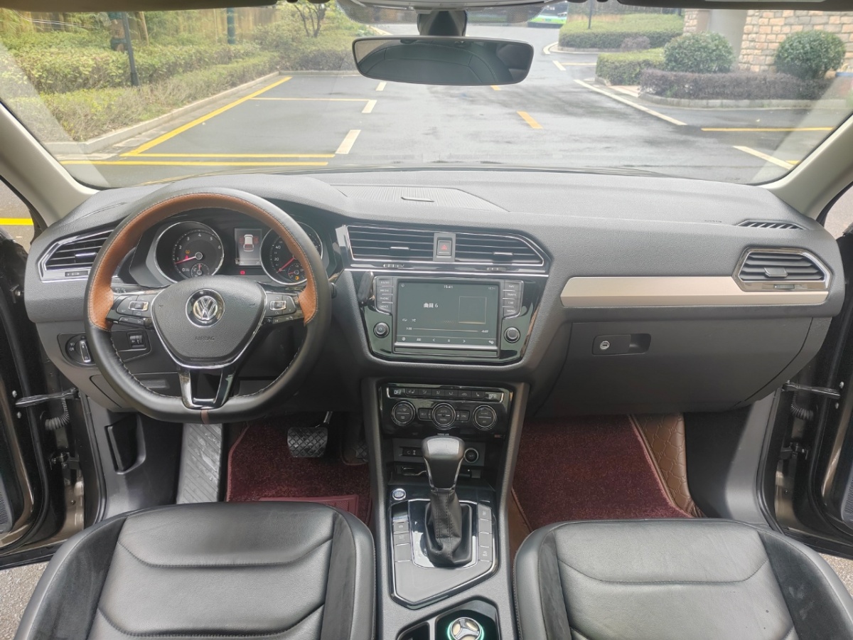 大眾 途觀L  2017款 330TSI 自動兩驅豪華版圖片