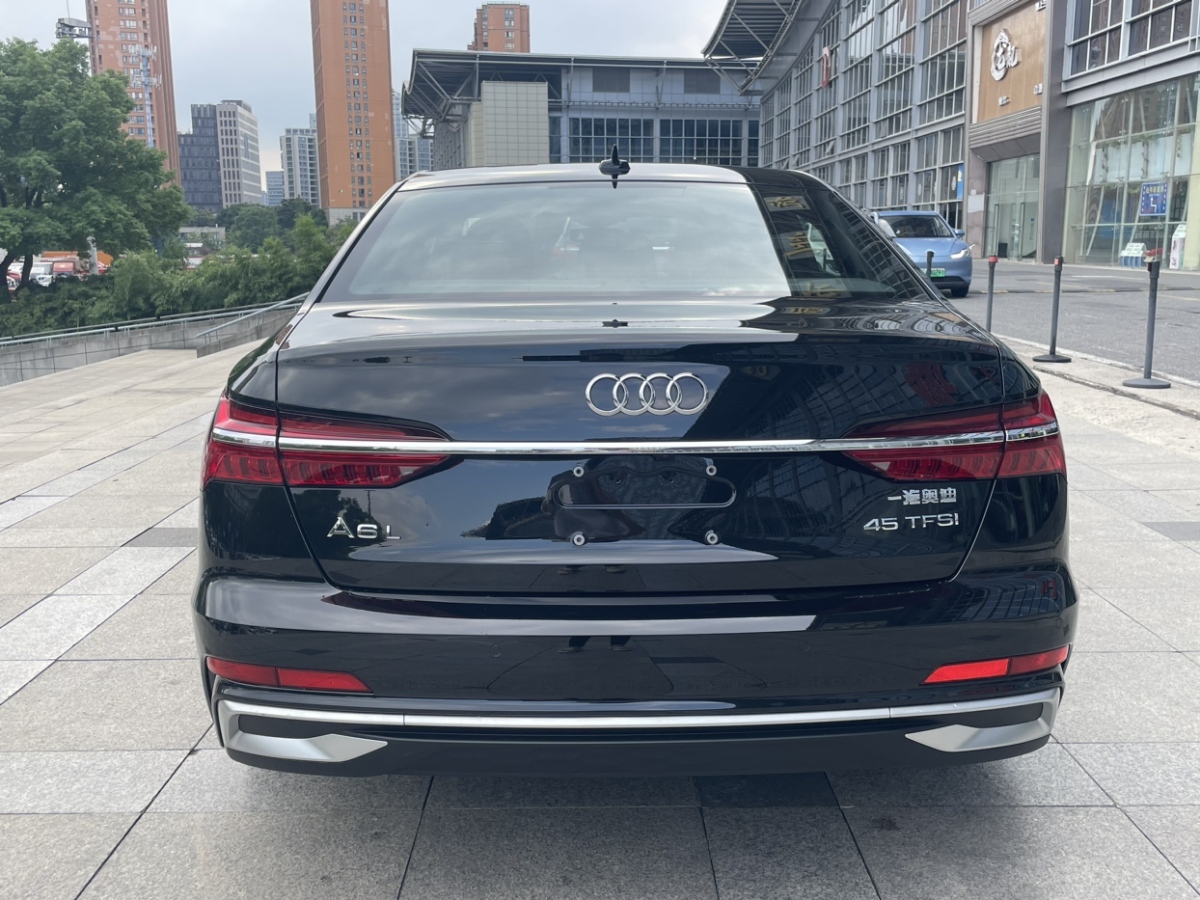 奧迪 奧迪A6L  2024款 45 TFSI 臻選動感型圖片