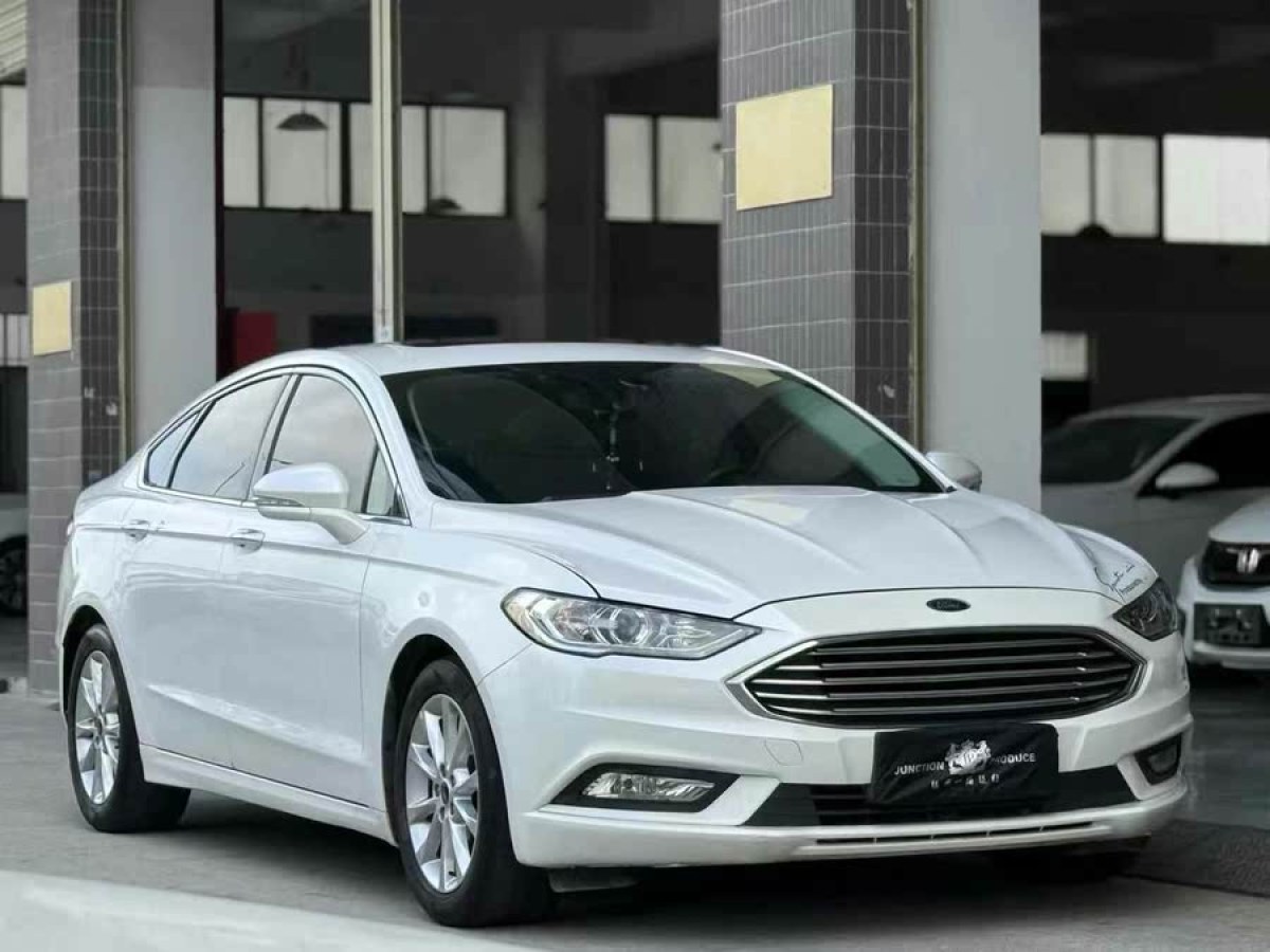 福特 蒙迪歐  2017款 改款 EcoBoost 180 時(shí)尚型圖片