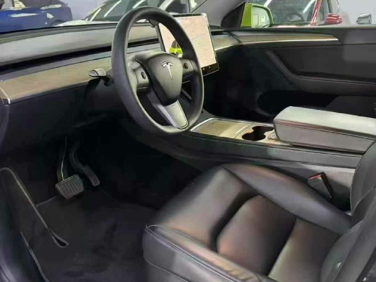 特斯拉 Model S  2021款 Plaid Plus 版圖片