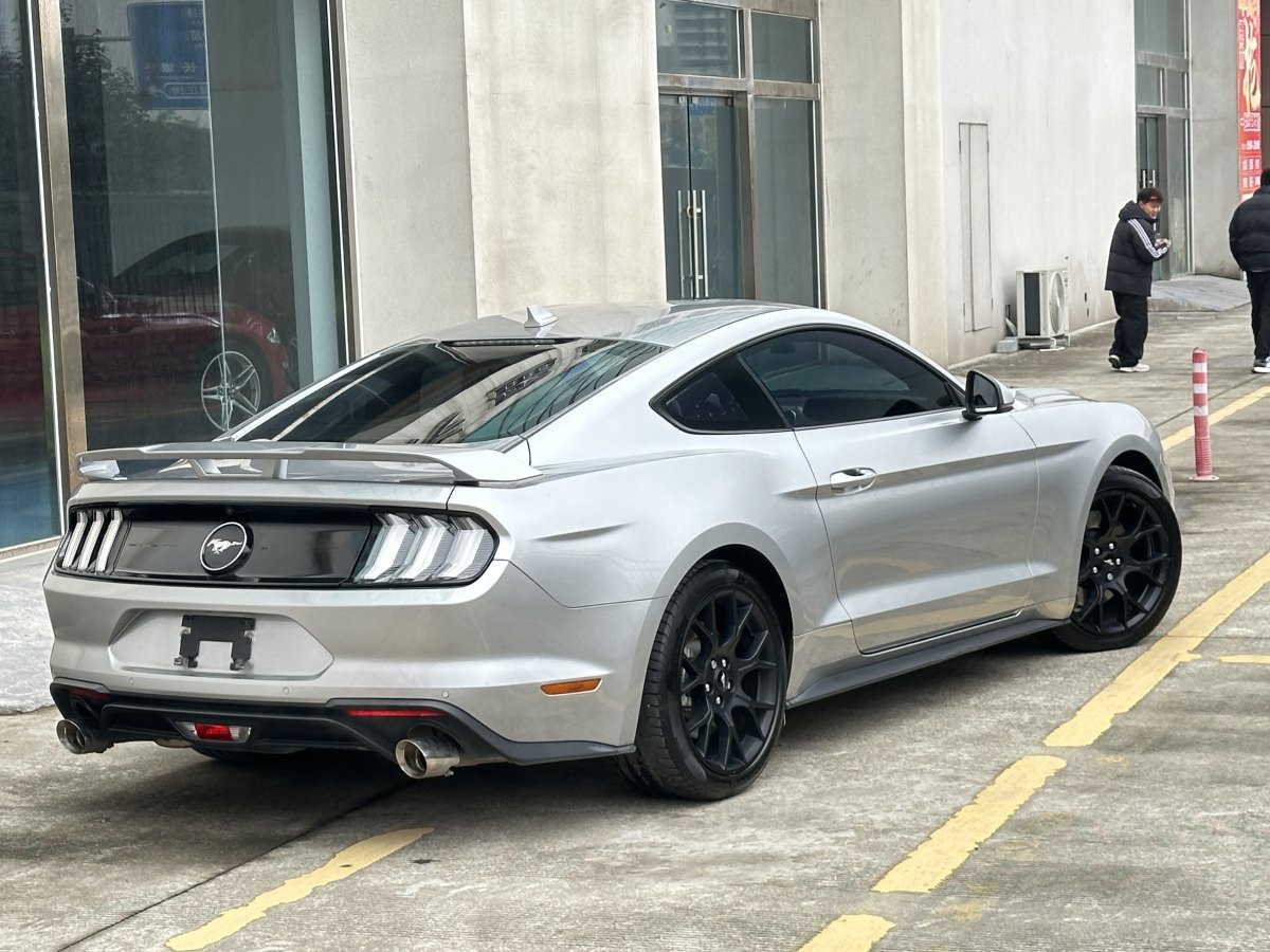 福特 Mustang  2021款 2.3L EcoBoost 馳影性能進(jìn)階版圖片