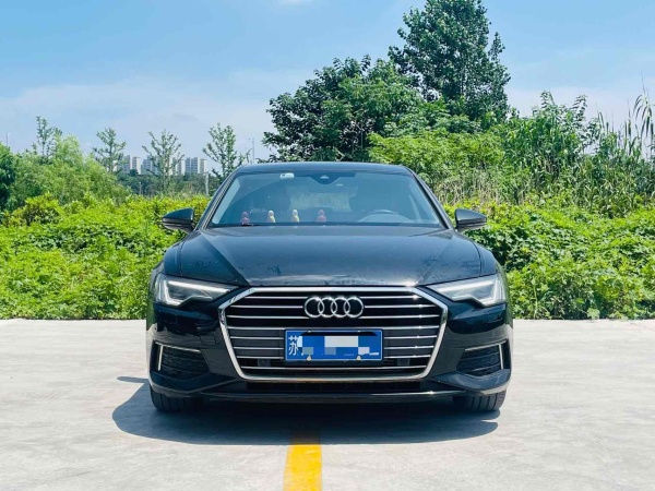 奥迪 奥迪A6L  2022款 40 TFSI 豪华致雅型