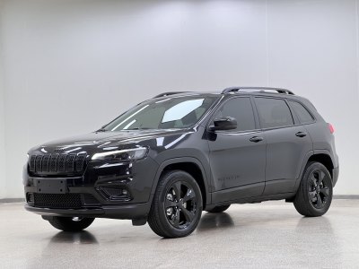 2021年4月 Jeep 自由光 2.0T 四驅(qū)夜鷹版圖片