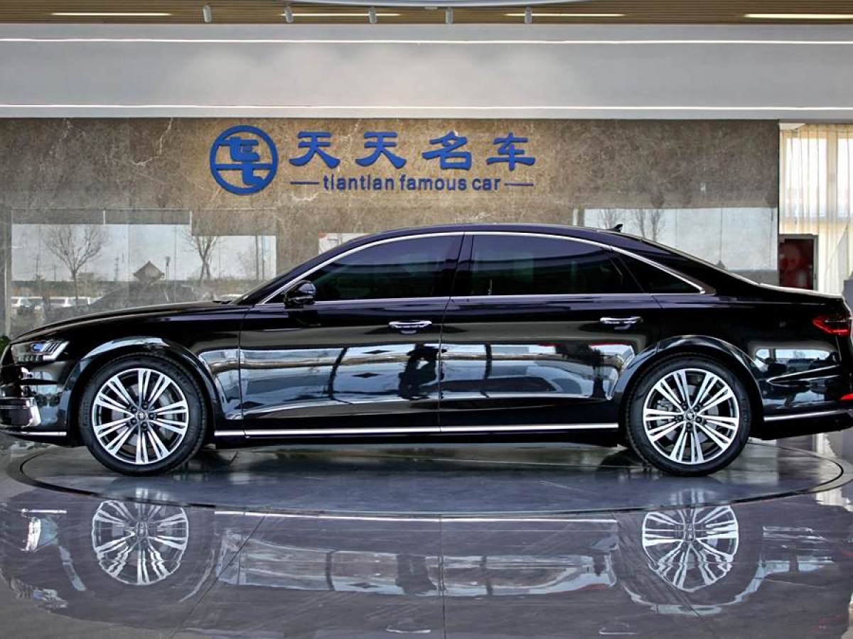 奧迪 奧迪A8  2022款 A8L 55 TFSI quattro 尊貴型典藏版圖片