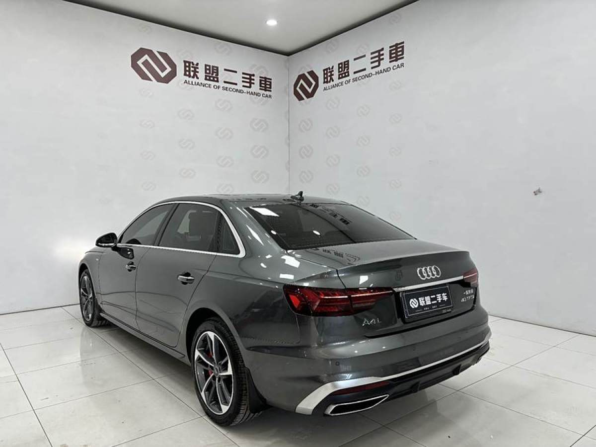 奧迪 奧迪A4L  2022款 40 TFSI 時尚動感型圖片