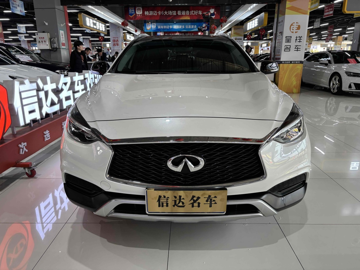 2017年3月英菲尼迪 QX30  2017款 2.0T 四驅(qū)時(shí)尚版