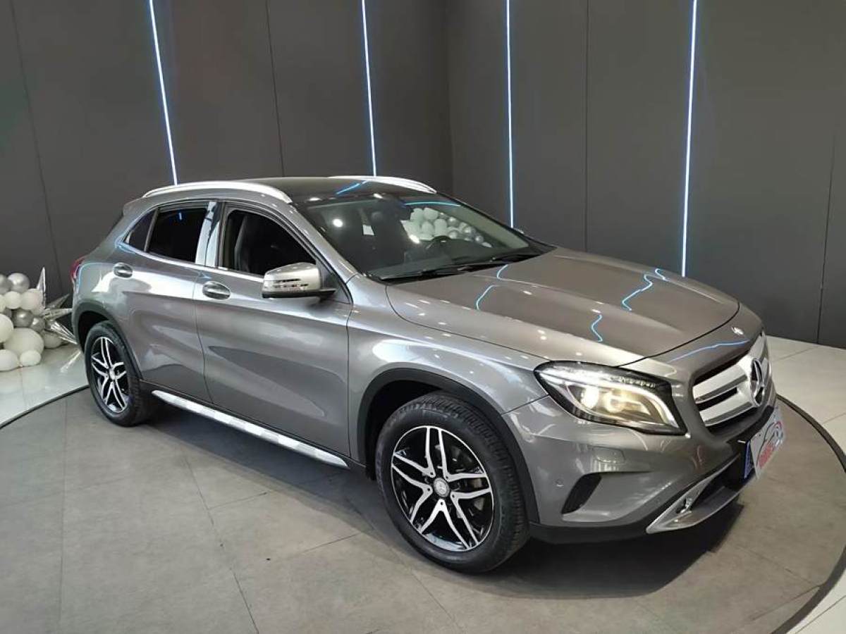 奔馳 奔馳GLA  2015款 GLA 220 4MATIC 時尚型圖片