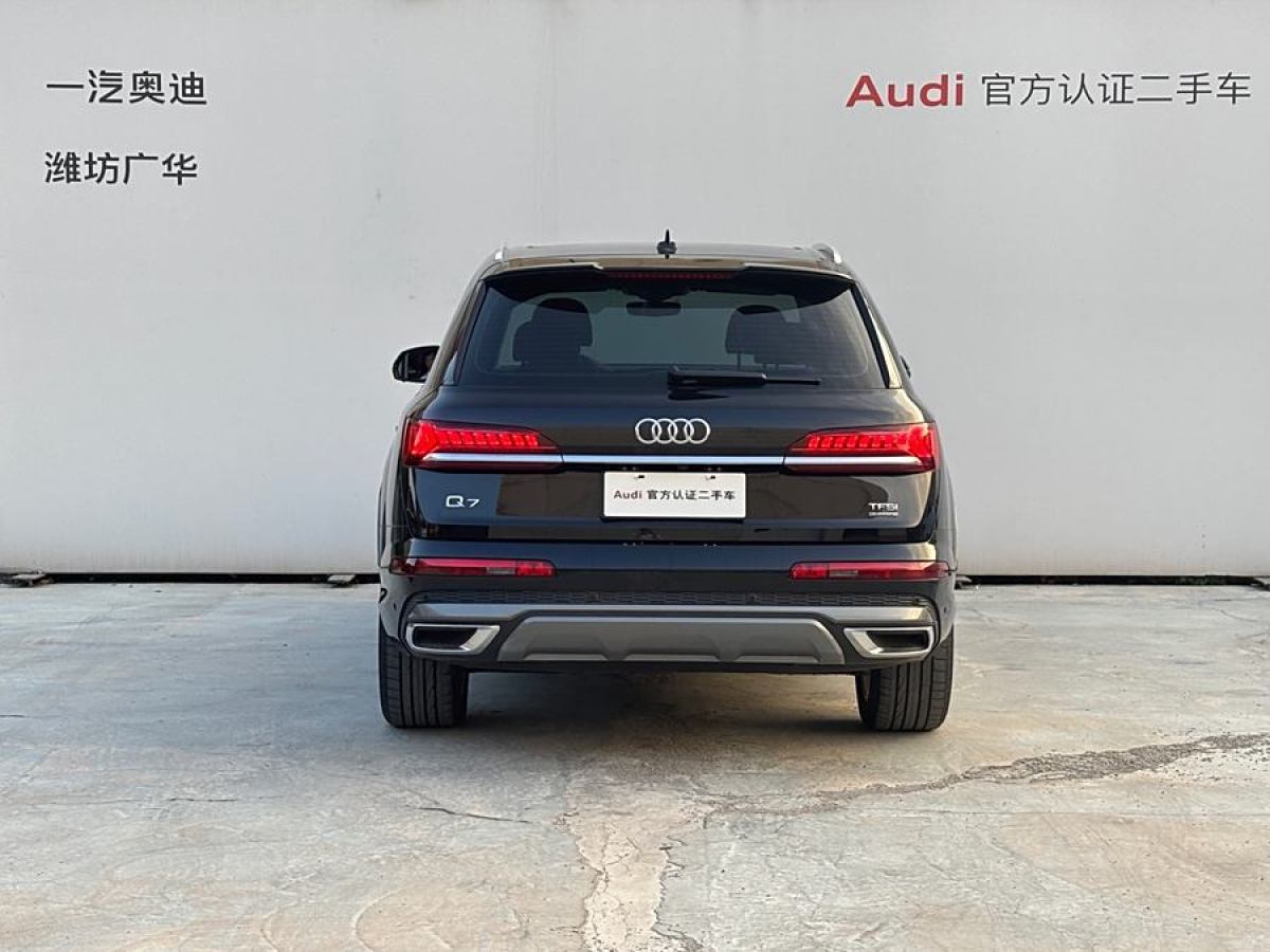 奧迪 奧迪Q7  2023款 45 TFSI quattro S line運(yùn)動型圖片