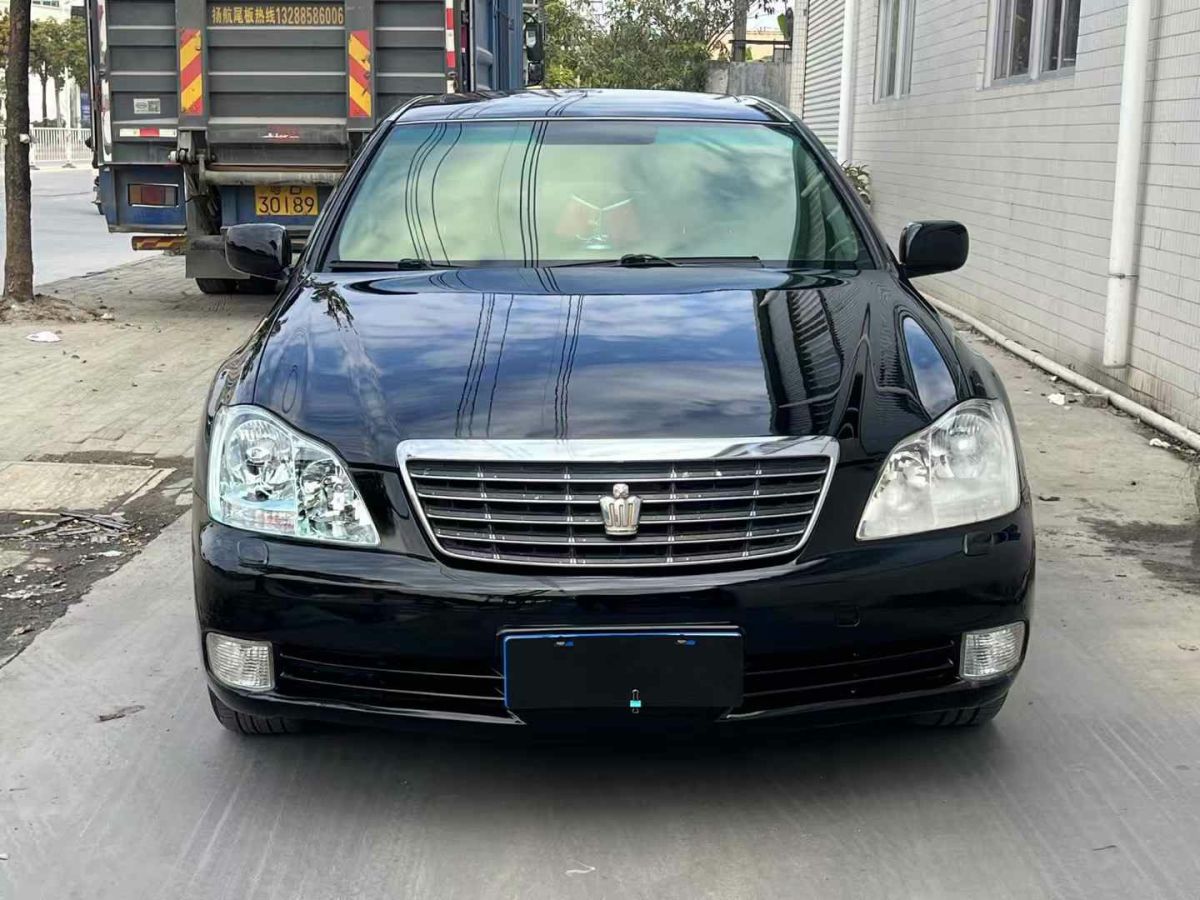 豐田 皇冠  2007款 2.5L Royal 導(dǎo)航版圖片