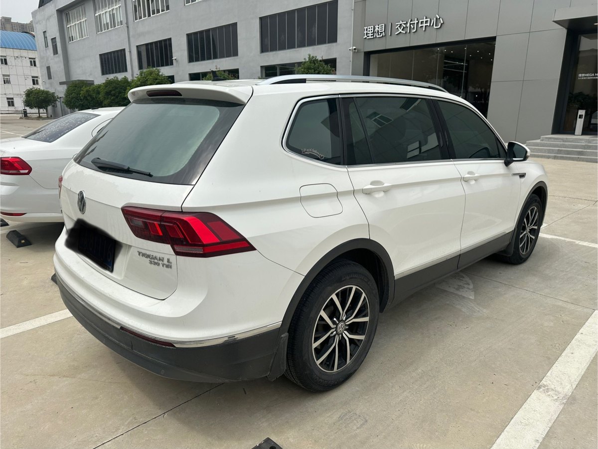 大眾 途觀L  2017款 330TSI 自動(dòng)兩驅(qū)豪華版圖片